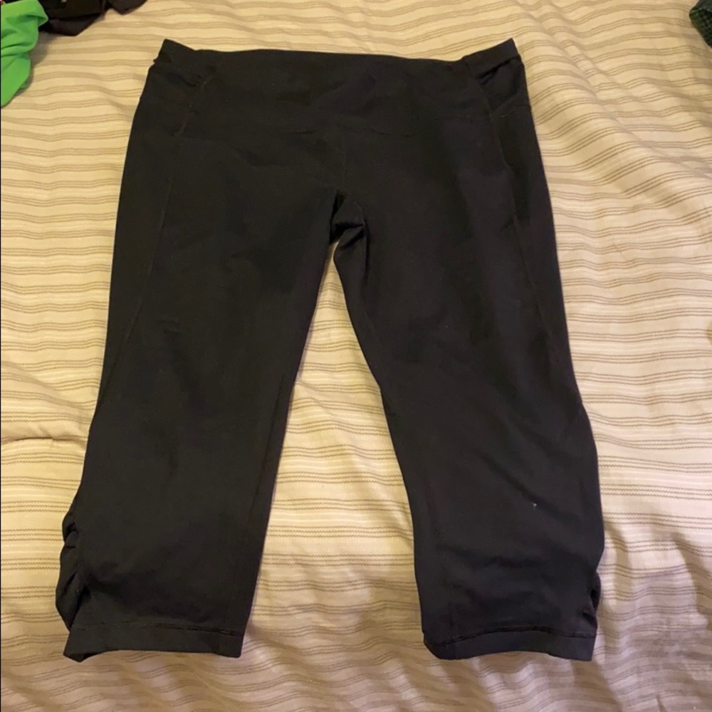 Under armour crops